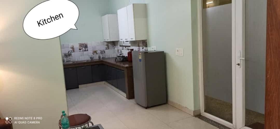 Oyo 74401 Aster Garden Suites Delhi  Luaran gambar